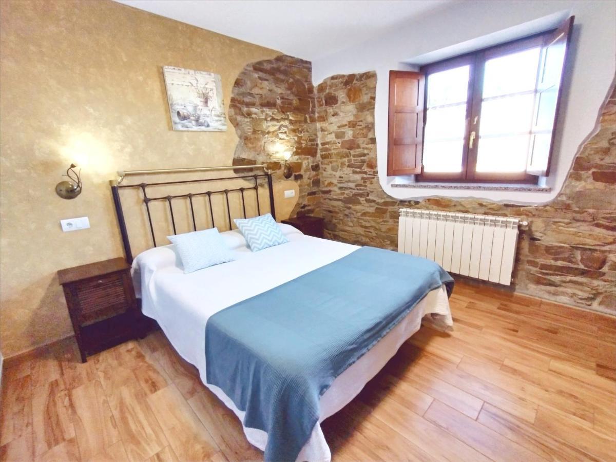 Apartamentos Navalin Tapia De Casariego Esterno foto