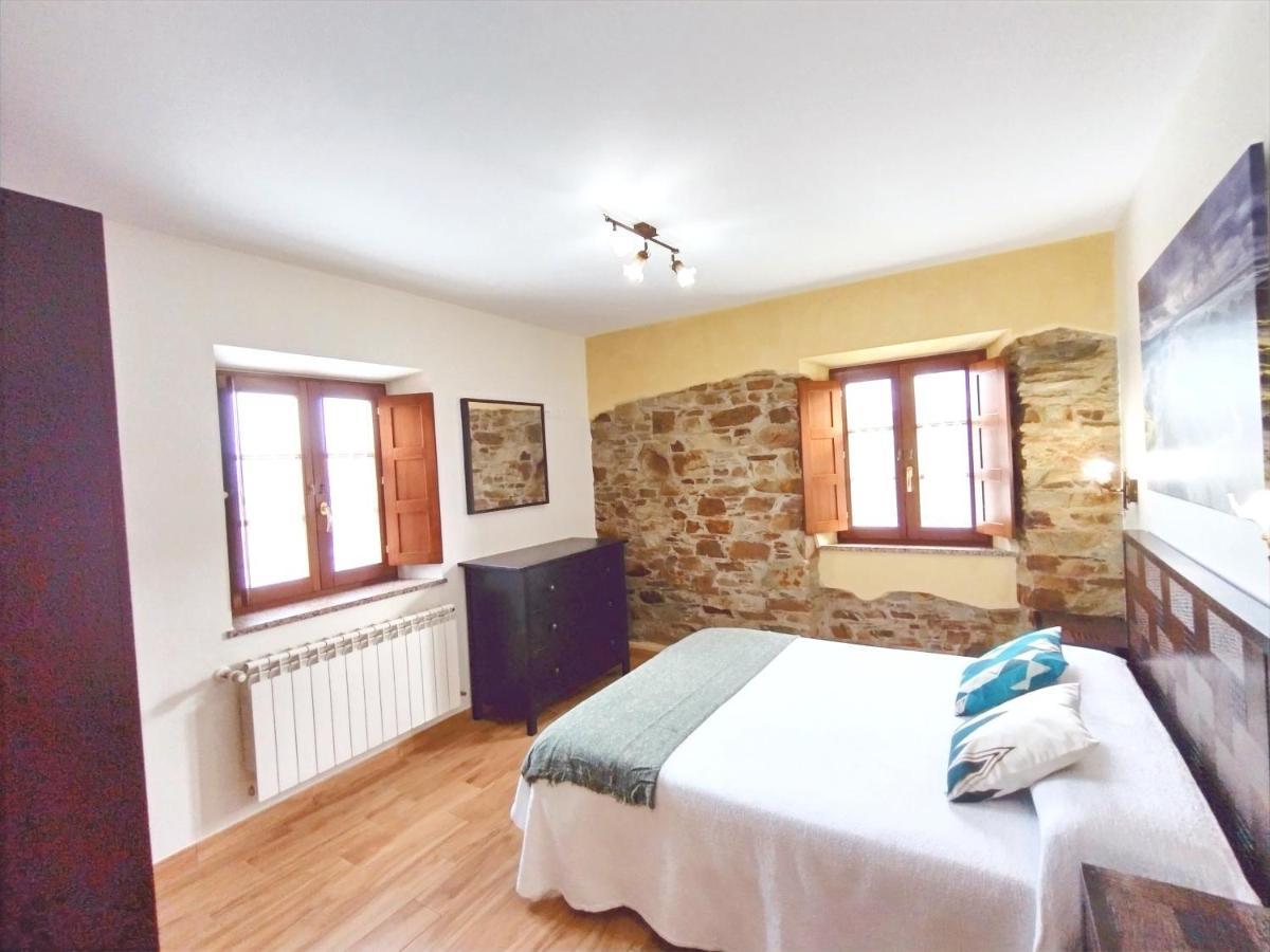 Apartamentos Navalin Tapia De Casariego Esterno foto
