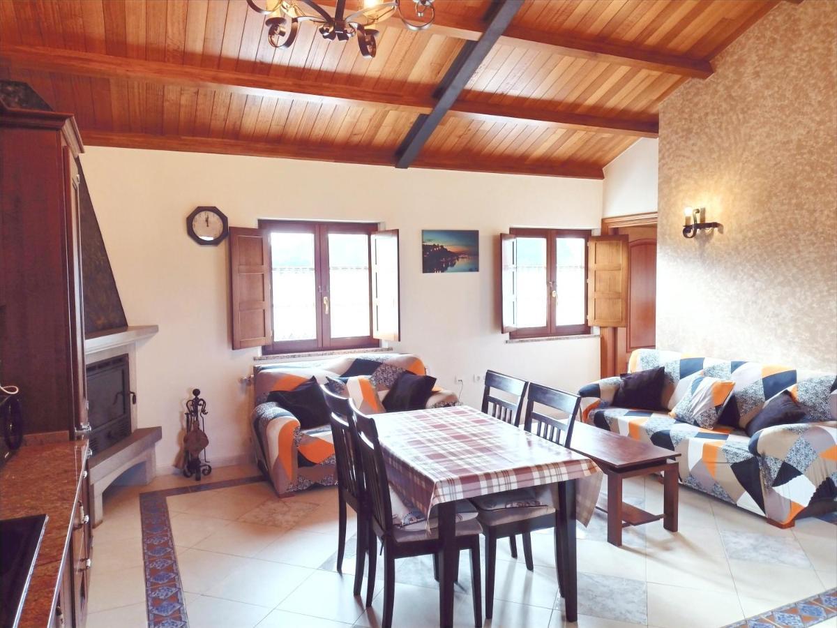 Apartamentos Navalin Tapia De Casariego Esterno foto