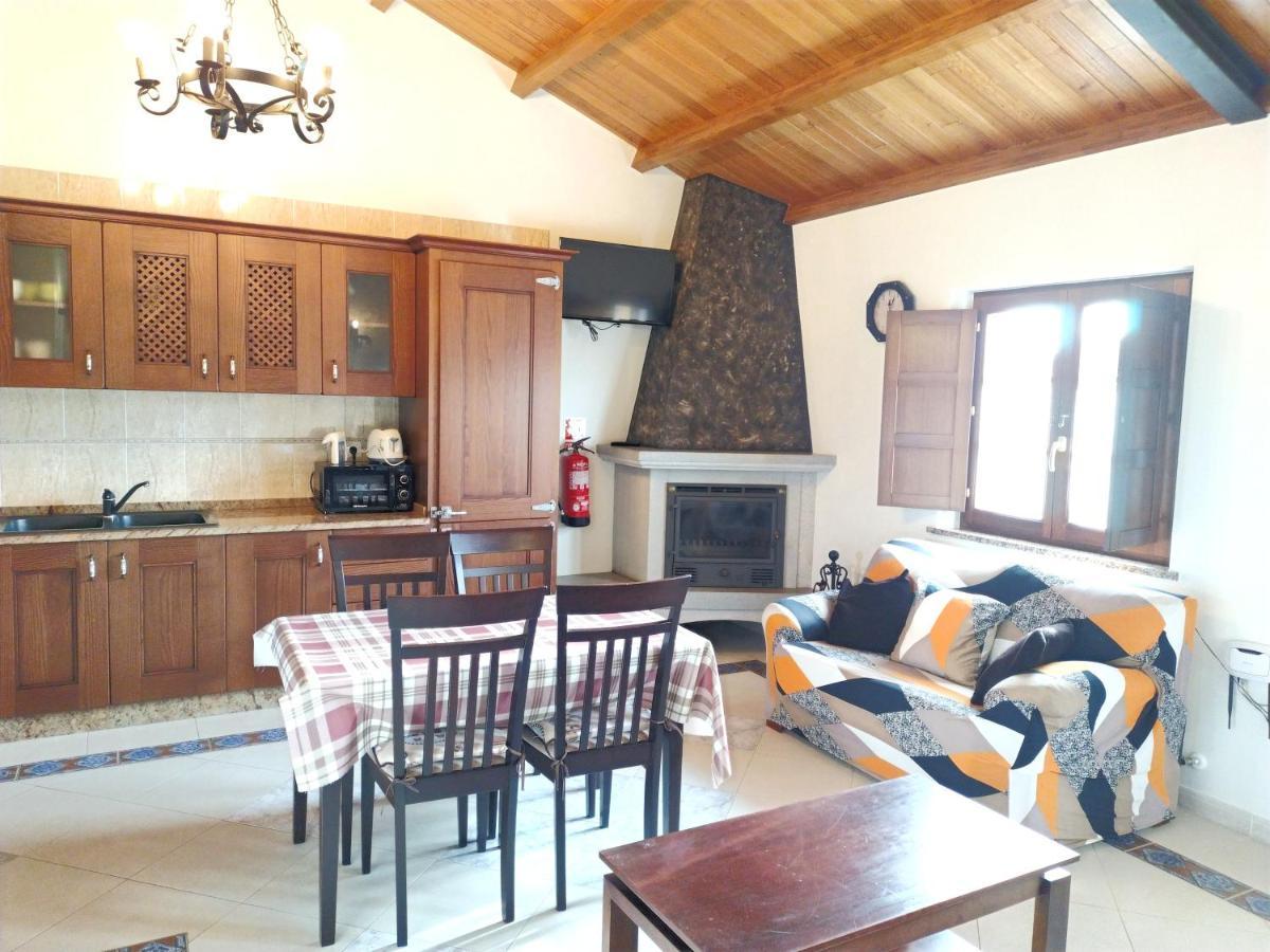 Apartamentos Navalin Tapia De Casariego Esterno foto