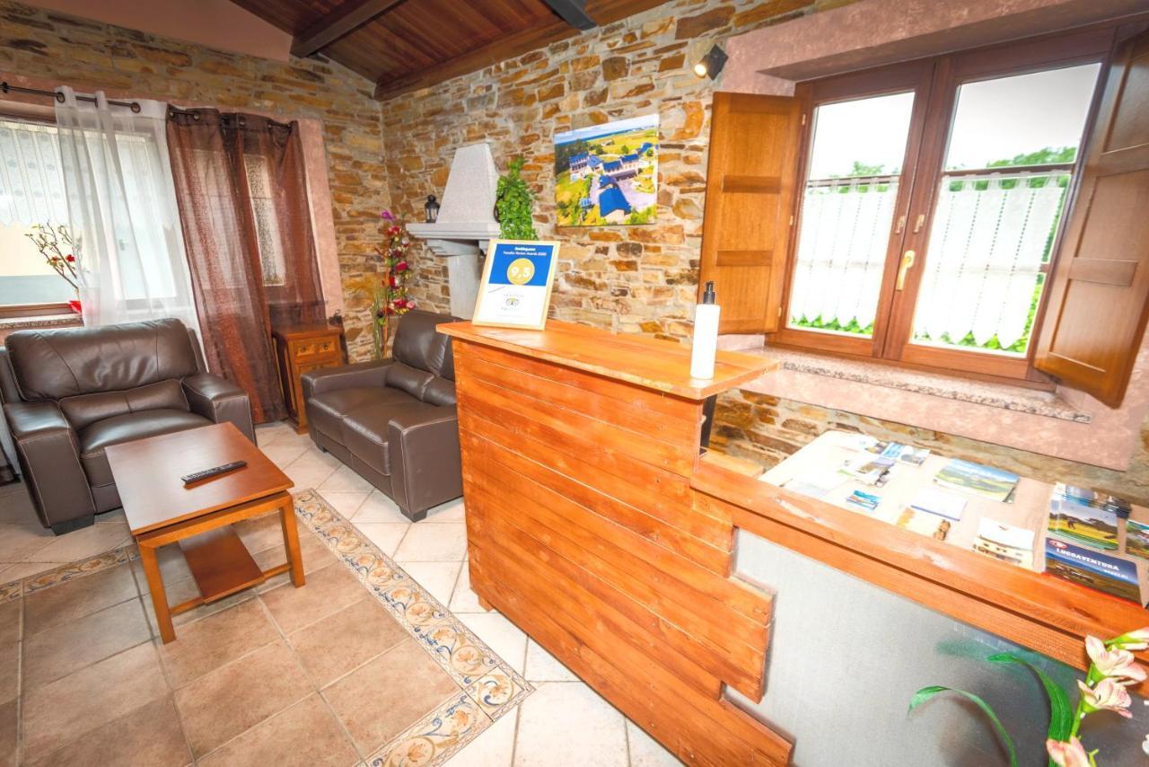 Apartamentos Navalin Tapia De Casariego Esterno foto