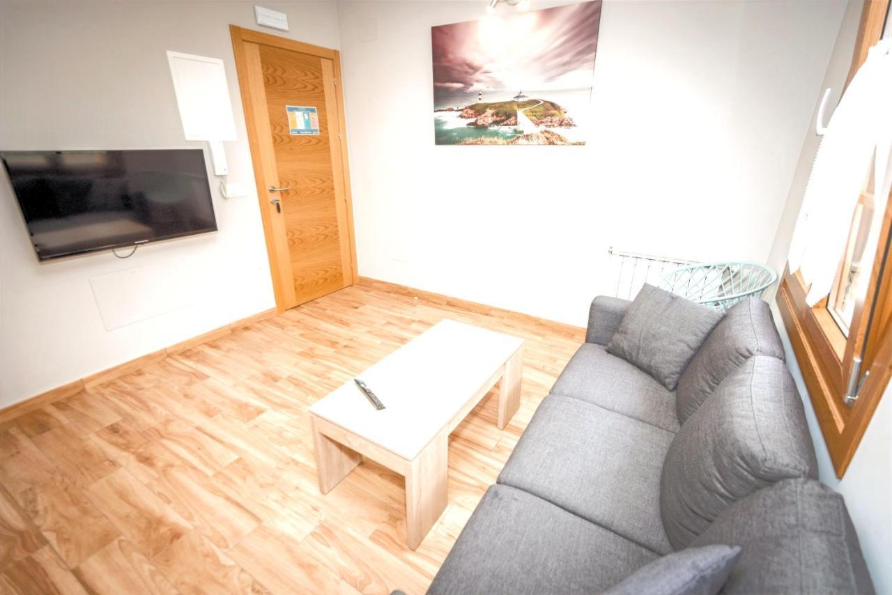 Apartamentos Navalin Tapia De Casariego Esterno foto