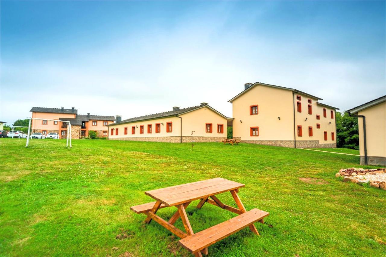 Apartamentos Navalin Tapia De Casariego Esterno foto