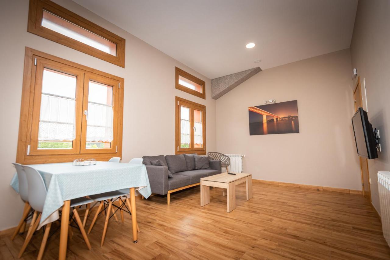 Apartamentos Navalin Tapia De Casariego Esterno foto